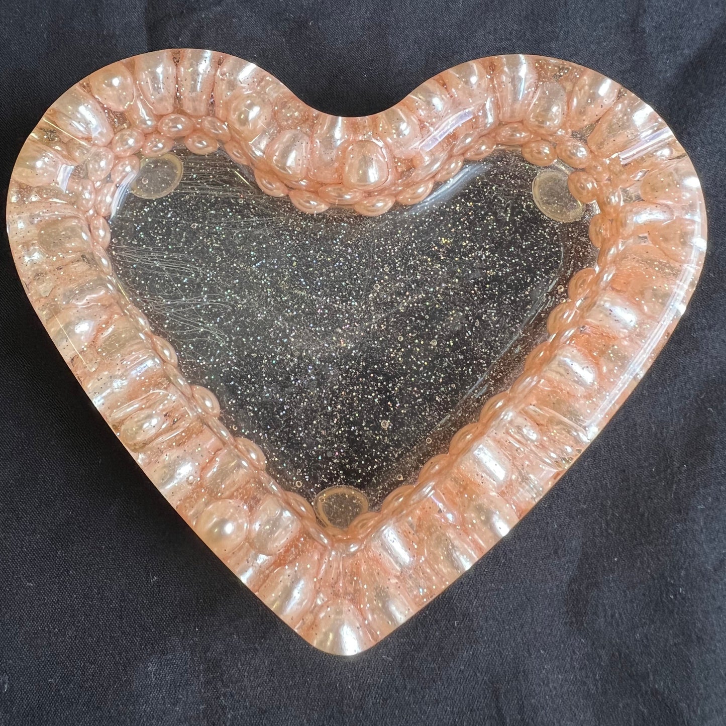 Champagne Pearl Heart Resin Tray