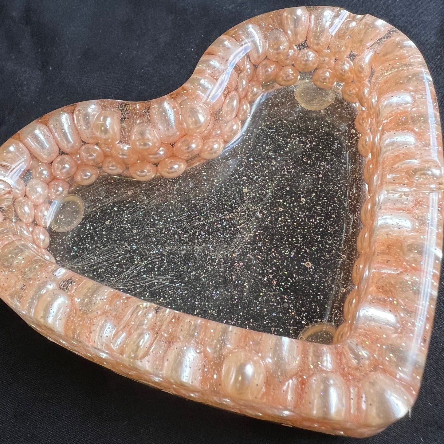 Champagne Pearl Heart Resin Tray