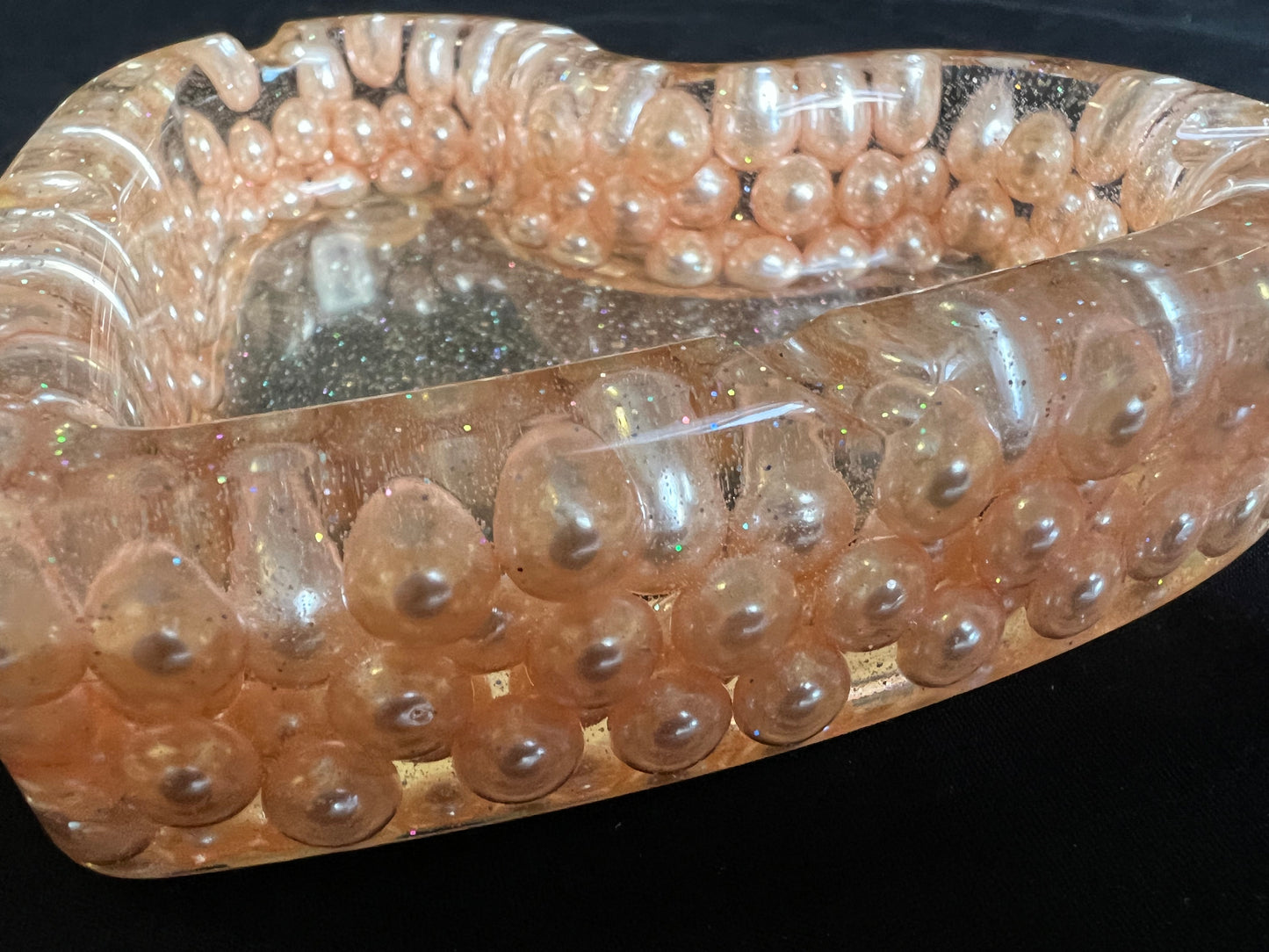 Champagne Pearl Heart Resin Tray