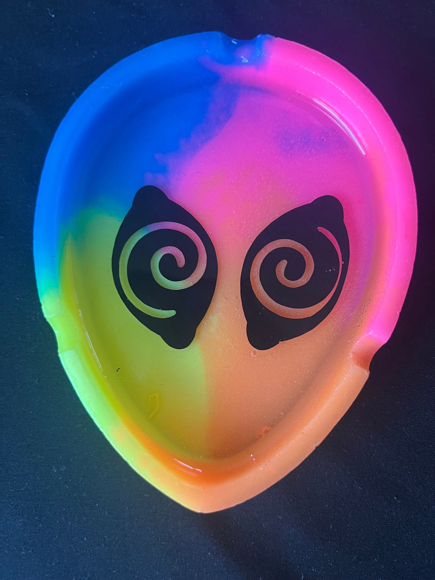 Tie-Dye Psychedelic Alien Tray