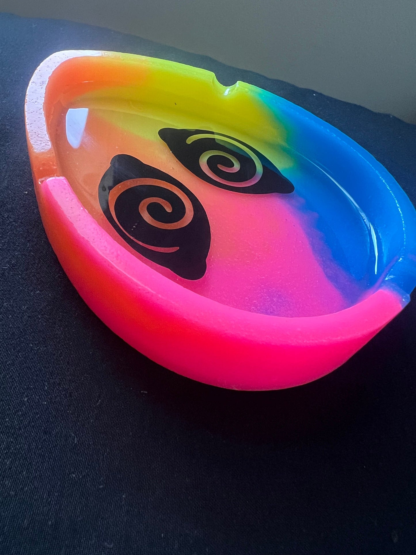 Tie-Dye Psychedelic Alien Tray